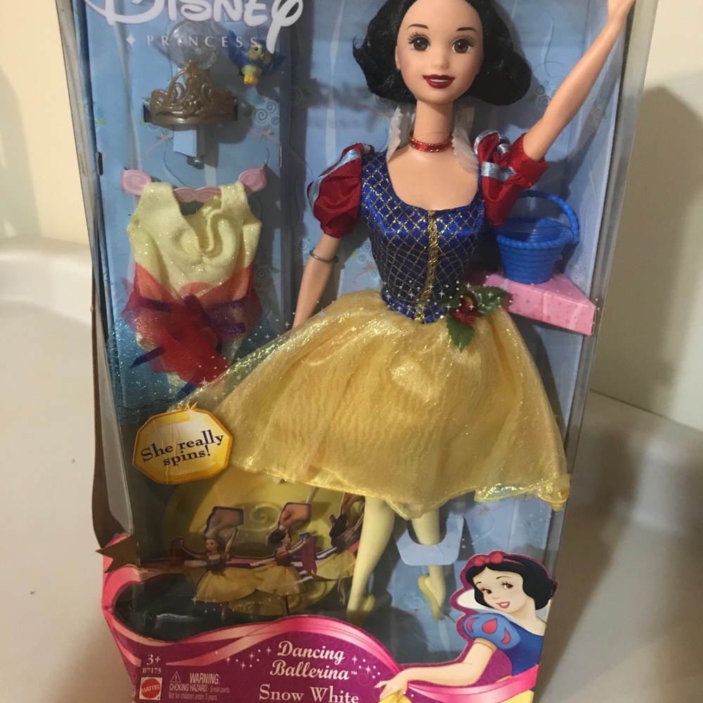 Dancing Ballerina Snow White - in unopened original box